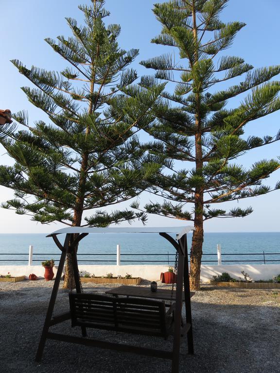 Frosso'S Sea Apartments Kokkini Hani Ngoại thất bức ảnh